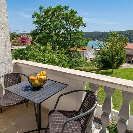 1 Bedroom Amazing Apartment In Кампор Экстерьер фото